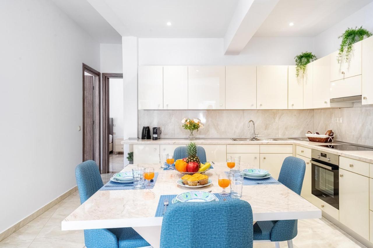 4You Luxury Apartments By Keyplanner Moraḯtika Buitenkant foto