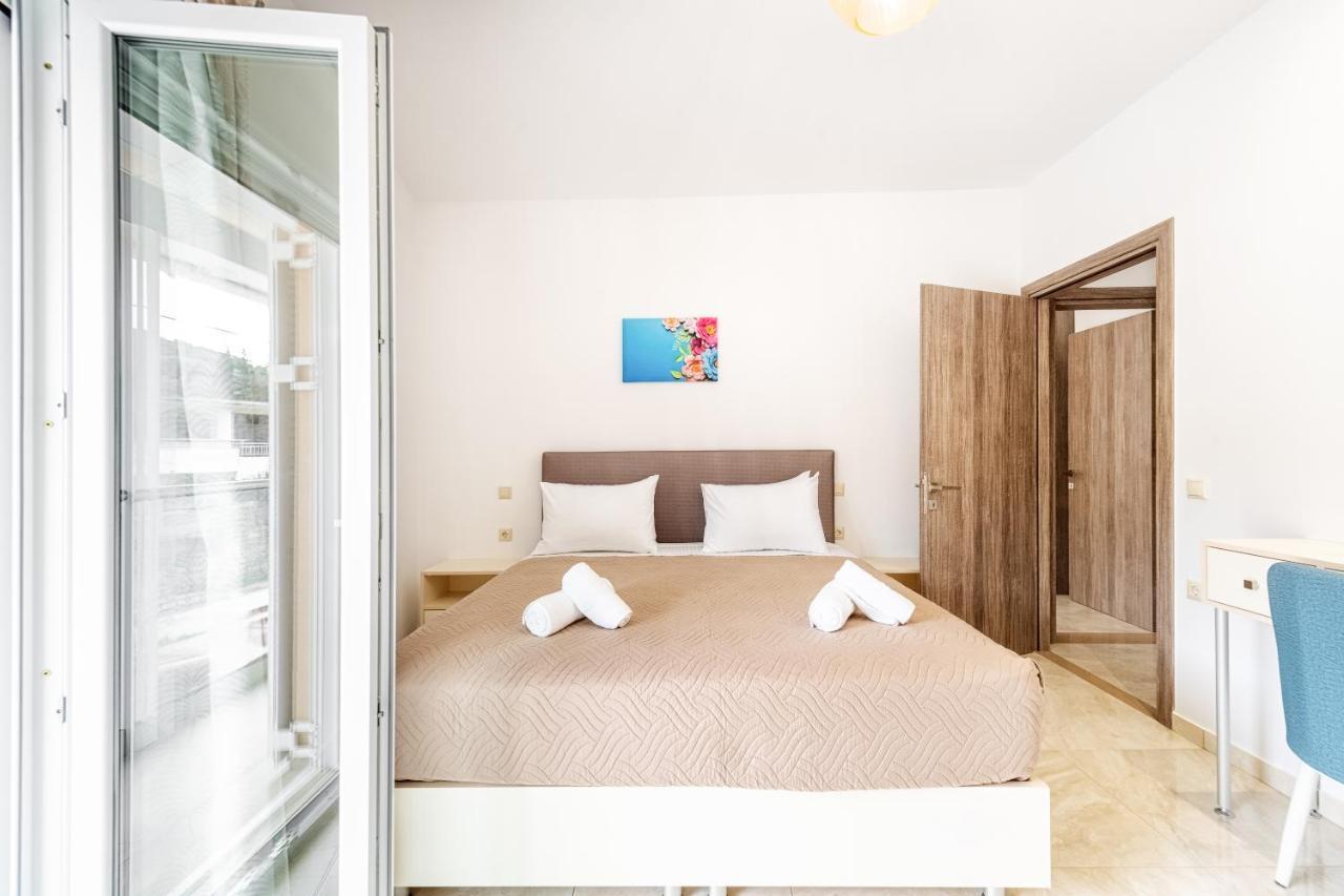 4You Luxury Apartments By Keyplanner Moraḯtika Buitenkant foto