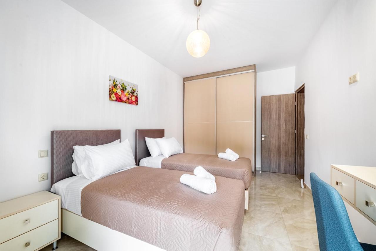 4You Luxury Apartments By Keyplanner Moraḯtika Buitenkant foto