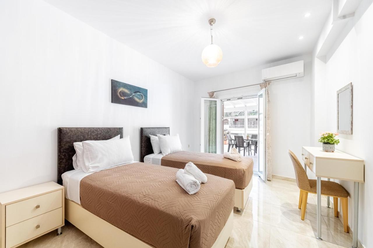 4You Luxury Apartments By Keyplanner Moraḯtika Buitenkant foto