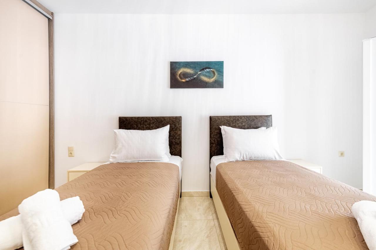 4You Luxury Apartments By Keyplanner Moraḯtika Buitenkant foto